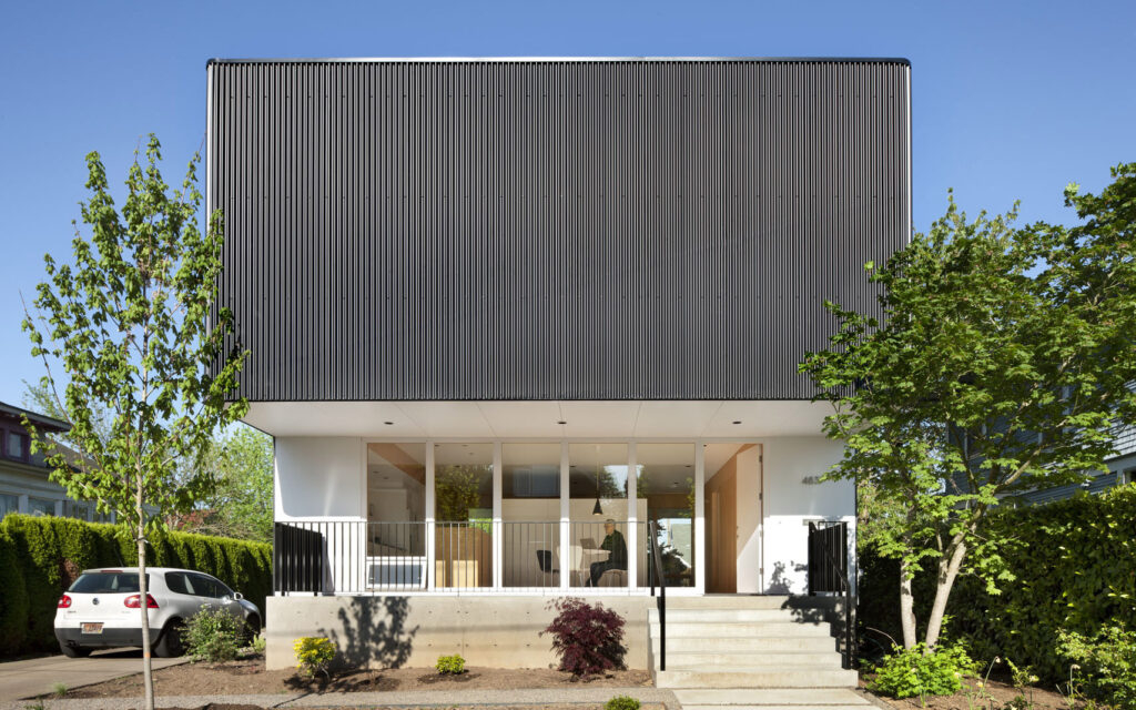 Oakley House | Photo by Lara Swimmer